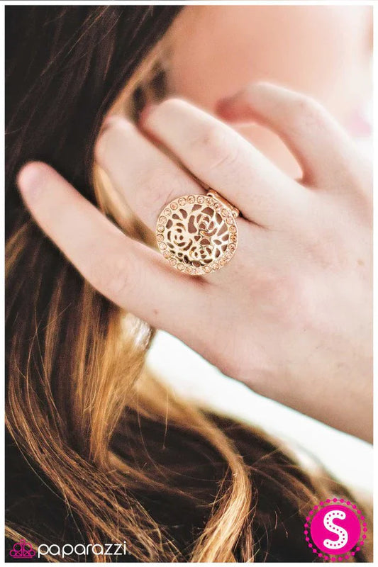 Paparazzi Ring ~ Out Of My League - Gold