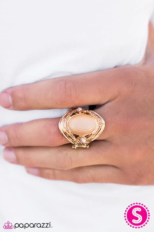 Paparazzi Ring ~ Everyday Is A Fairy Tale - Gold