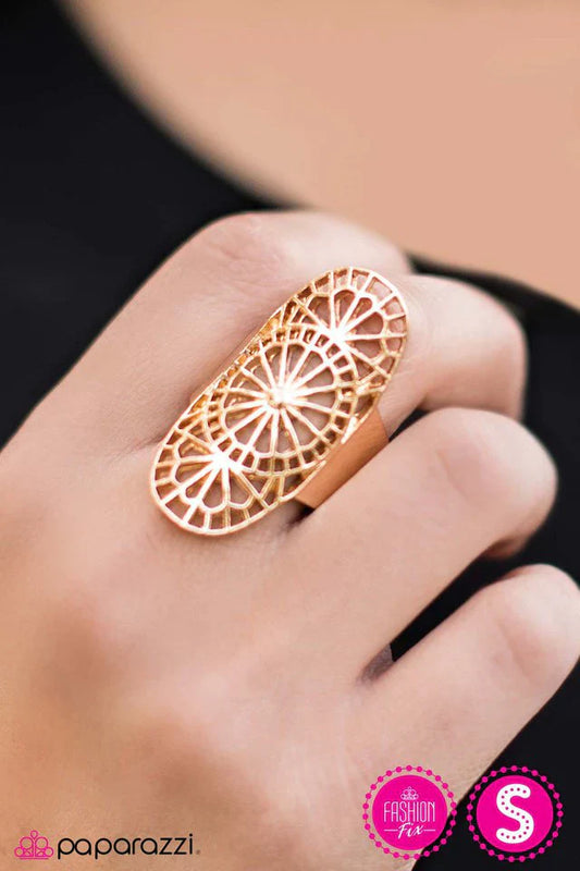 Paparazzi Ring ~ The WHEEL To Do Wonders - Gold