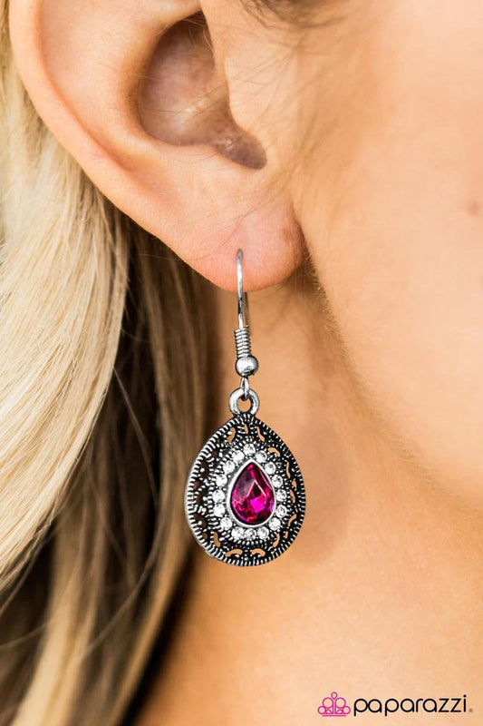 Paparazzi Earring ~ Falling In LOUVRE With You - Pink