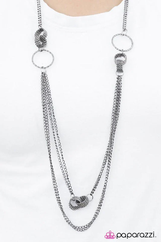 Paparazzi Necklace ~ Dont Wanna Miss A Thing - Black