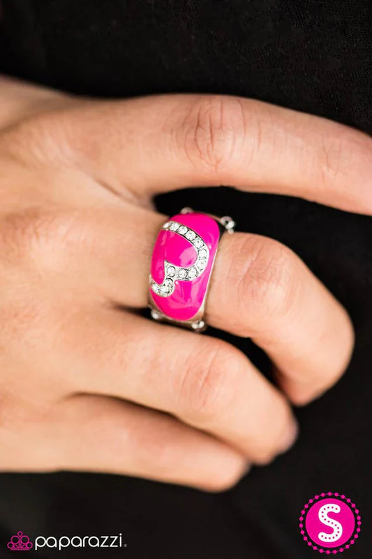 Paparazzi Ring ~ Fearless Heart - Pink