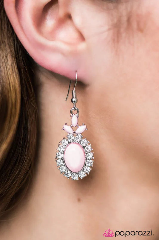 Paparazzi Earring ~ Think Like a Queen - Pink