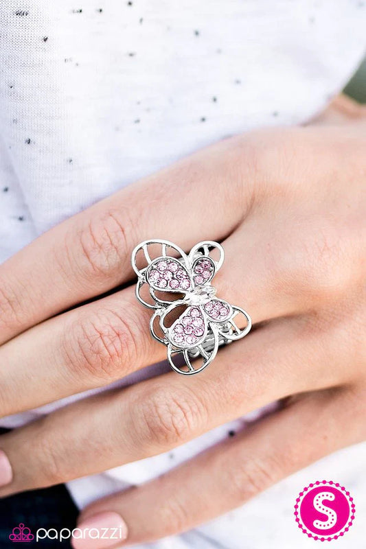 Paparazzi Ring ~ Butterfly Banquet - Pink