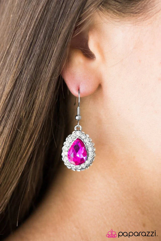 Paparazzi Earring ~ Vogue In Venice - Pink