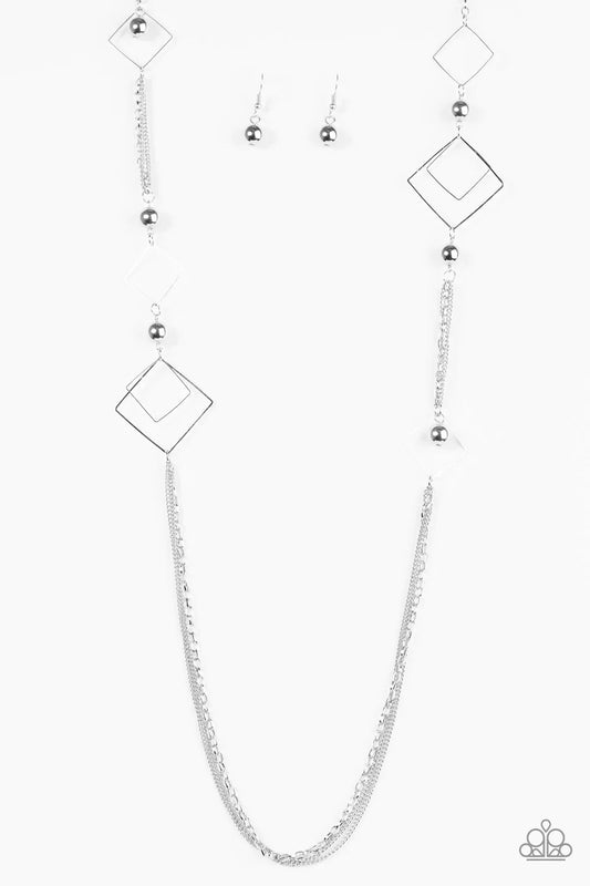 Paparazzi Necklace ~ A Fashionable Frame Of Mind - Silver