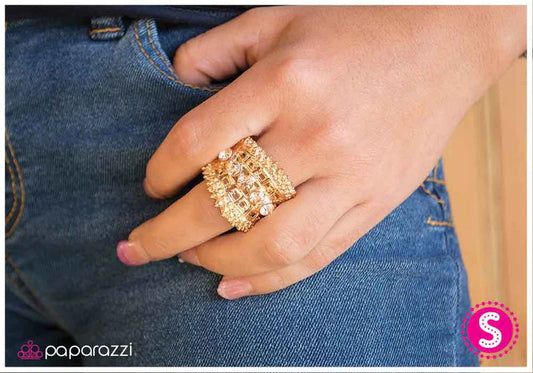 Paparazzi Ring ~ Attention, Please! - Gold