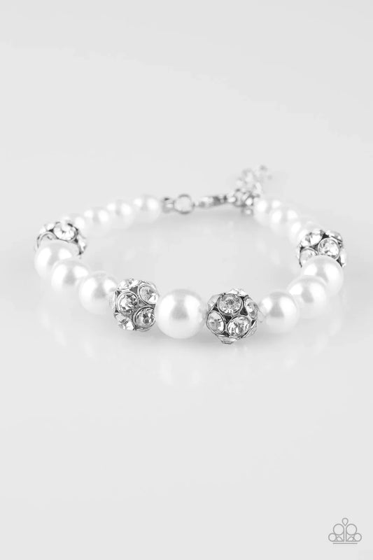 Paparazzi Bracelet ~ Pearls and Parlors - White