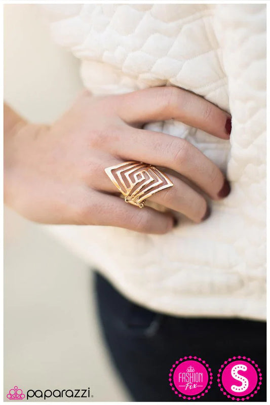 Paparazzi Ring ~ Lost In the Maze - Gold