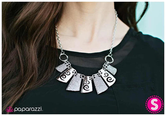 Paparazzi Necklace ~ Survival Of the Glitziest - Silver