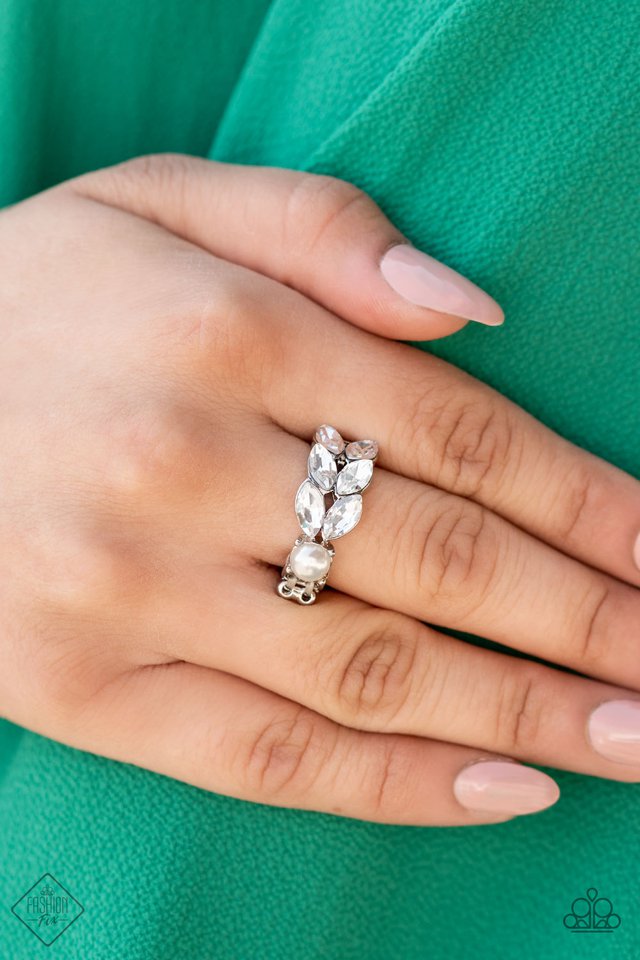Majestically Musing - White - Paparazzi Ring Image